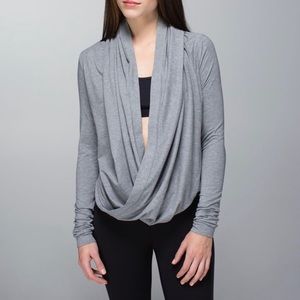 Lululemon Iconic Sweater Wrap in size 6. Charcoal grey color.